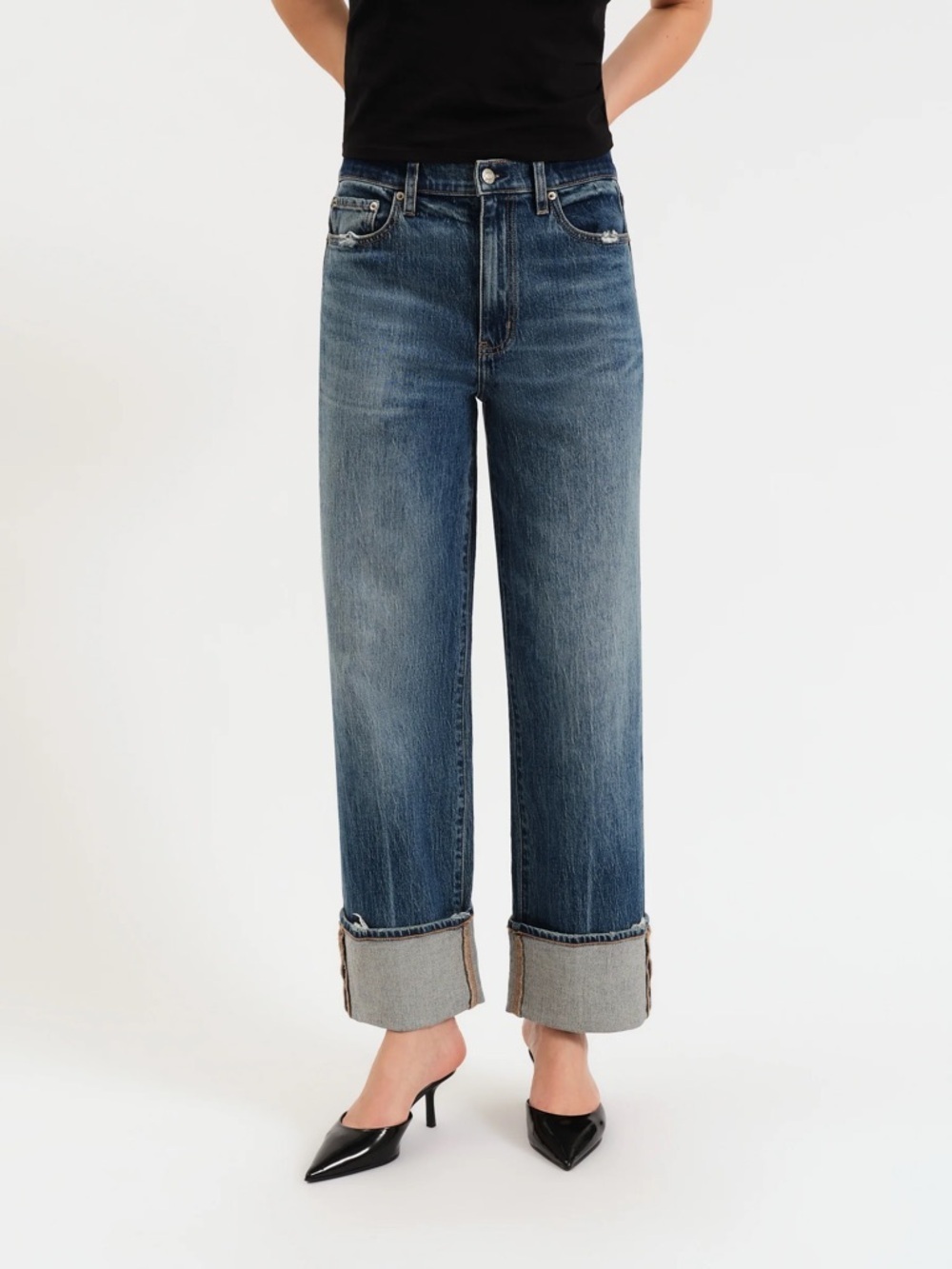 High-Rise Straight-Leg Jeans in Washed Blue